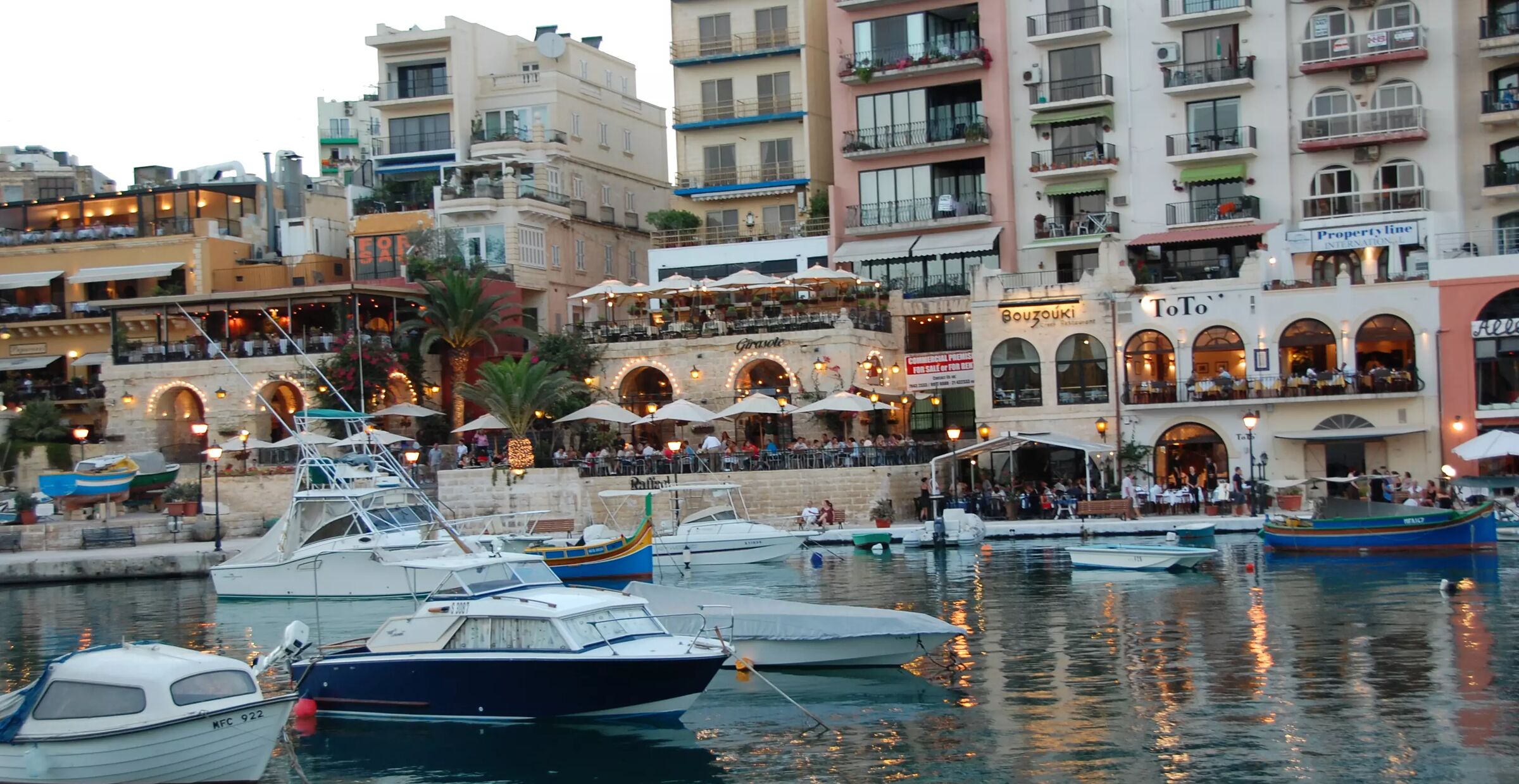 Finn hotell i St Julian's, Malta